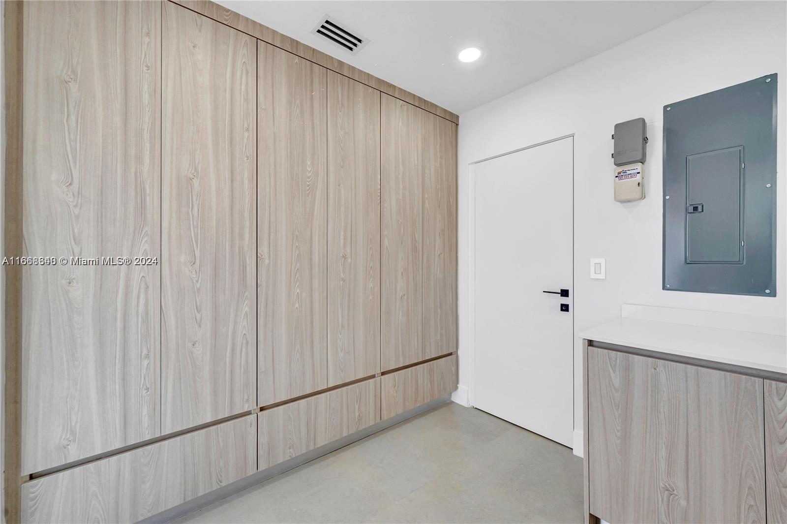 13407 SW 59th Ave # 13407