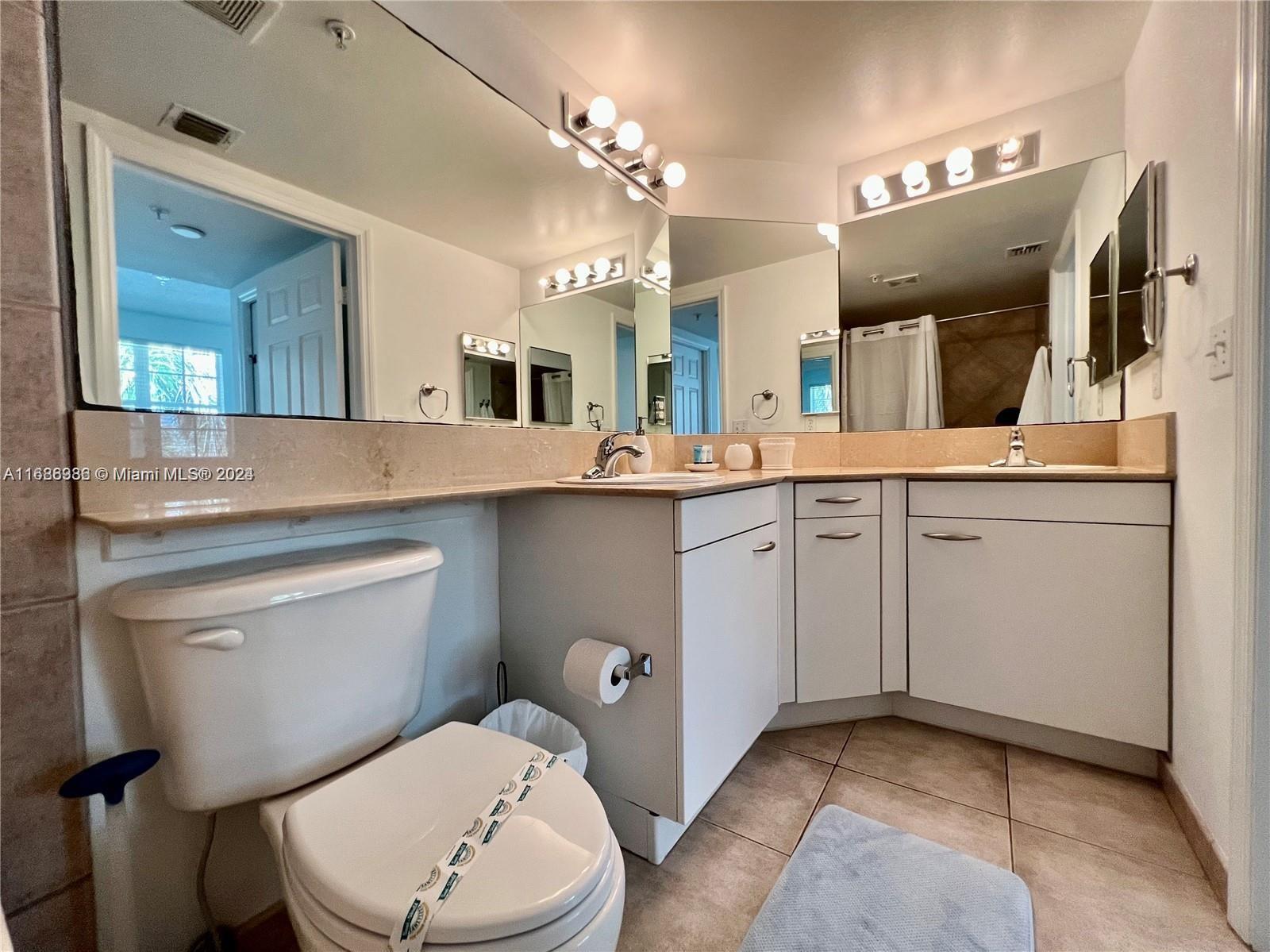 2065 S Ocean Dr Unit: TH1