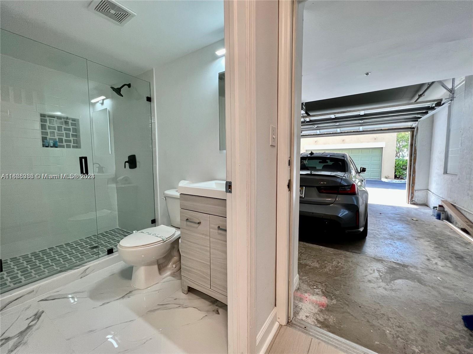 2065 S Ocean Dr Unit: TH1