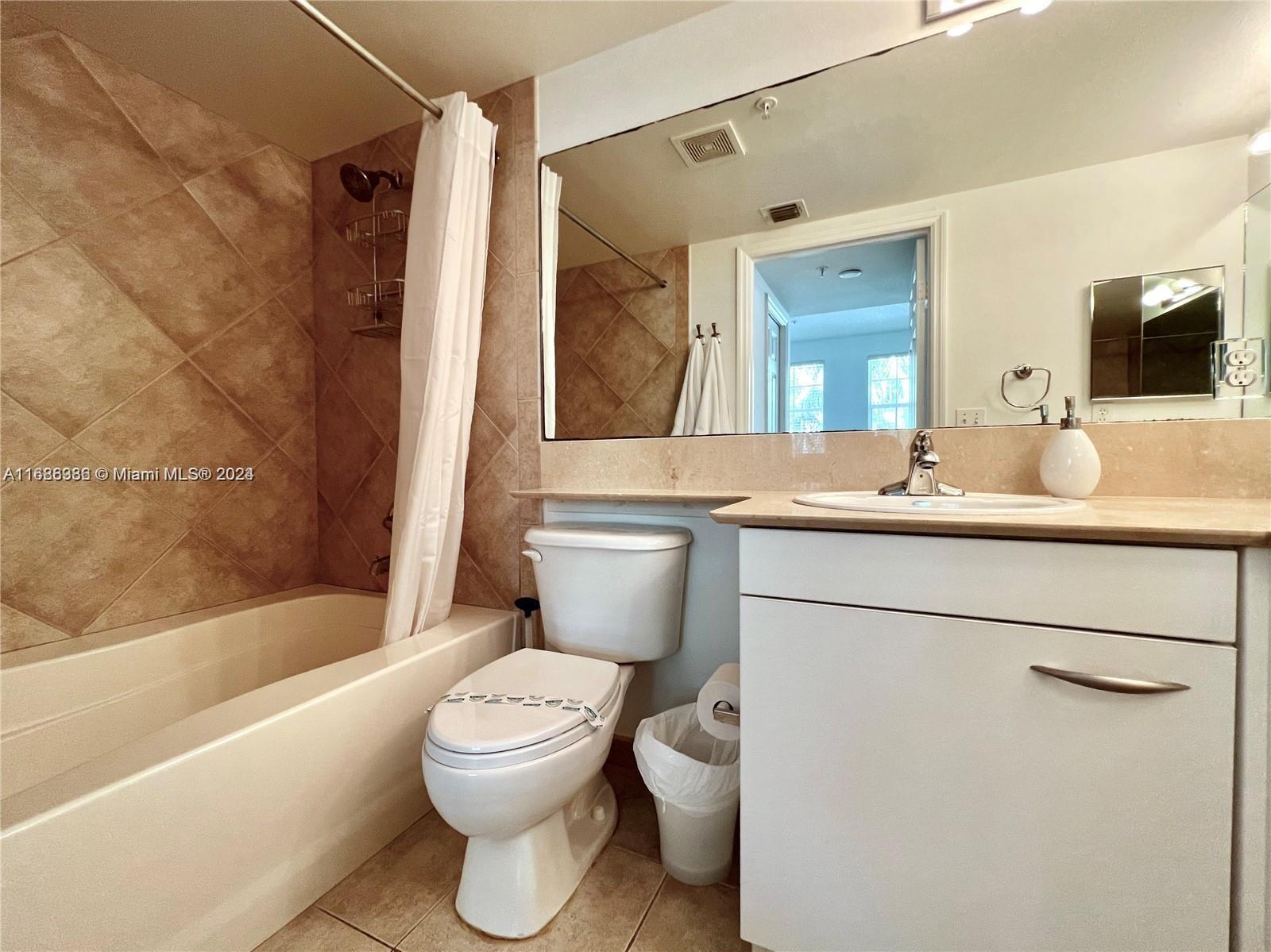 2065 S Ocean Dr Unit: TH1