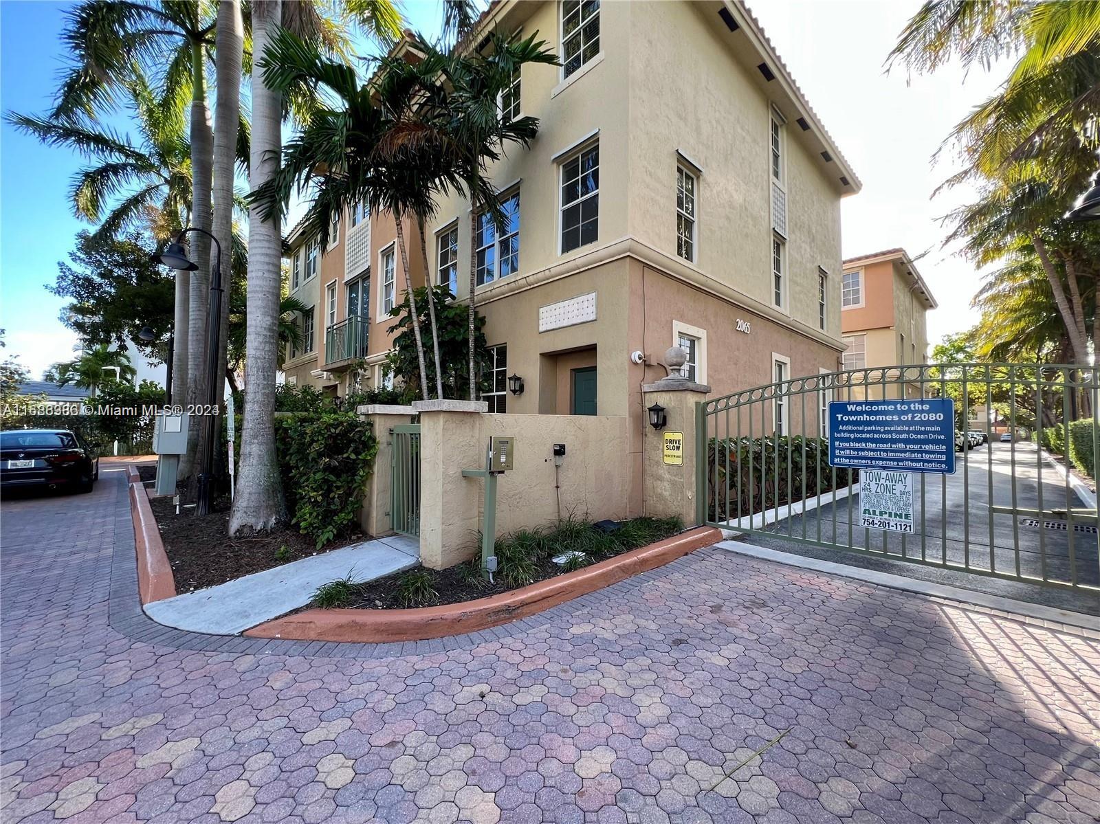 2065 S Ocean Dr Unit: TH1