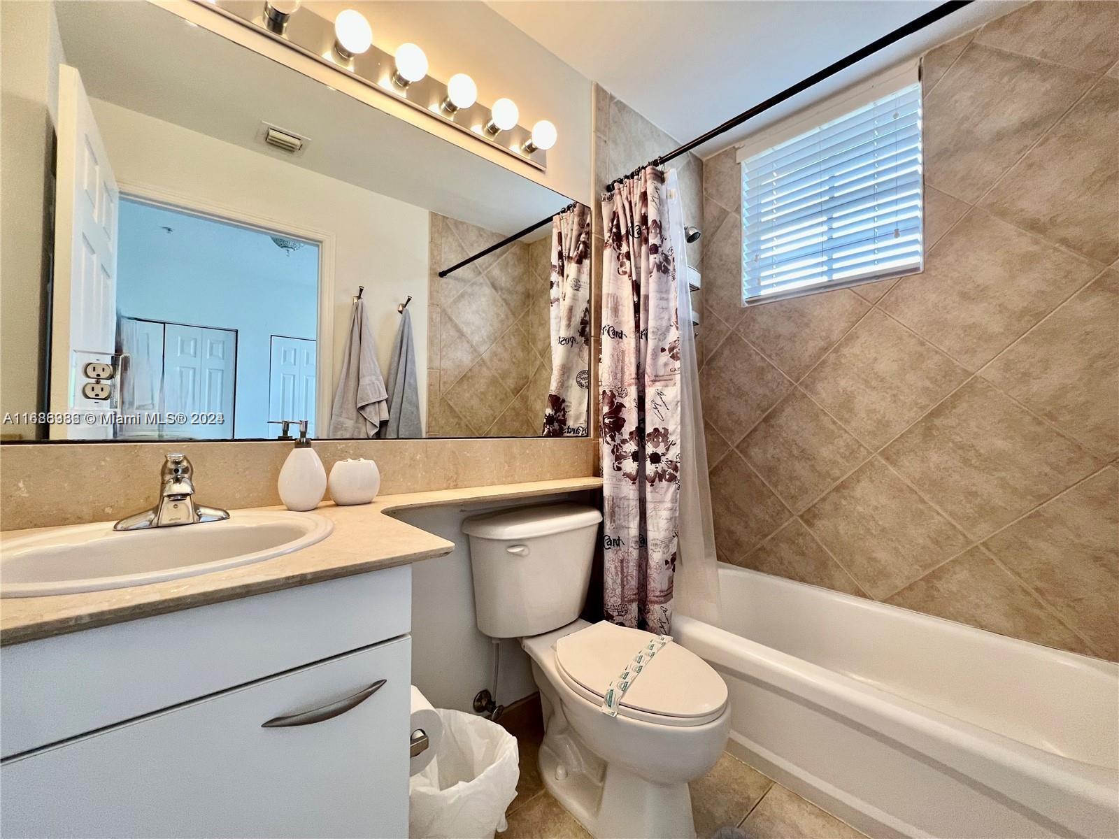 2065 S Ocean Dr Unit: TH1