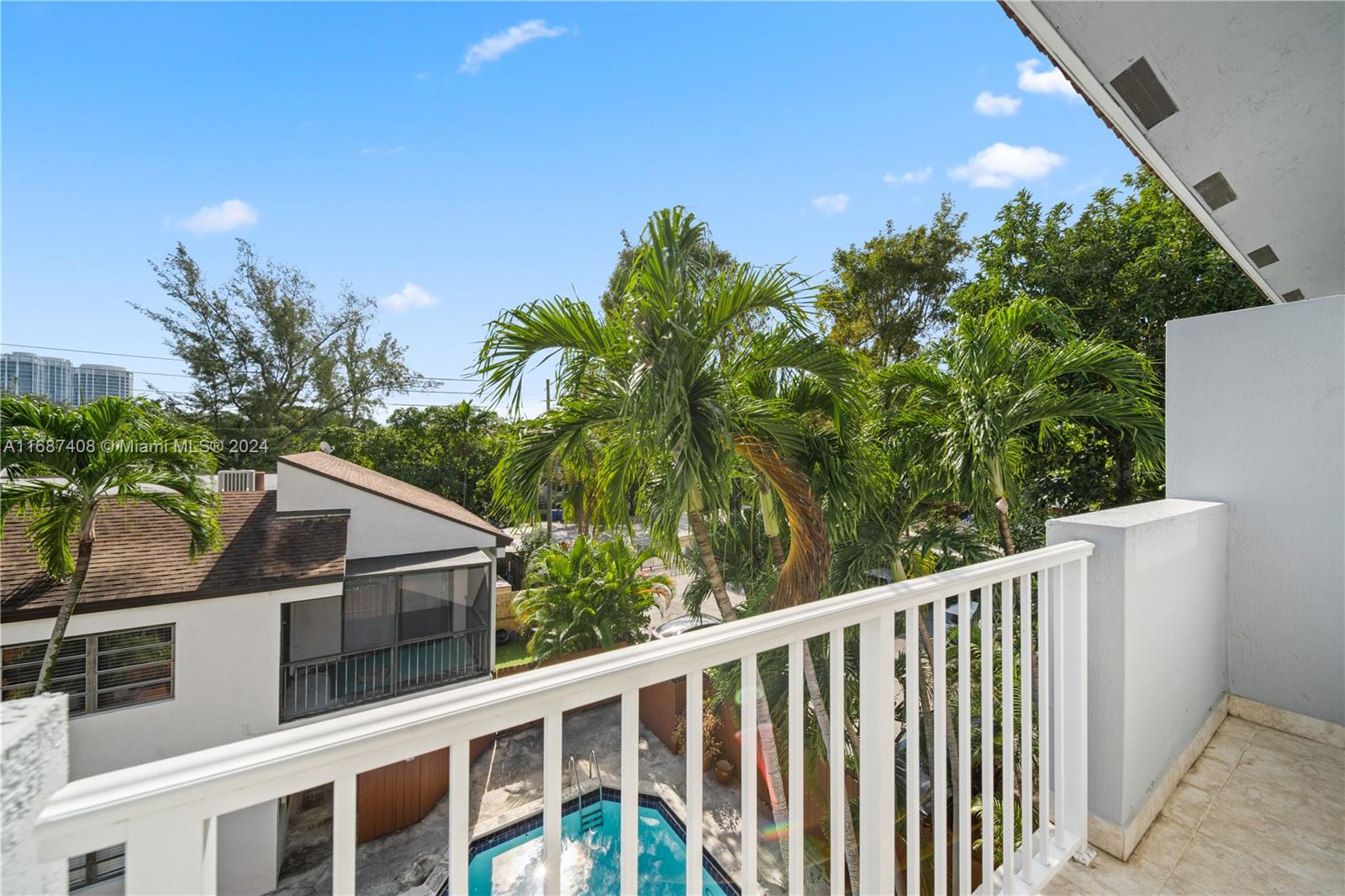 2951 Virginia St # 2957