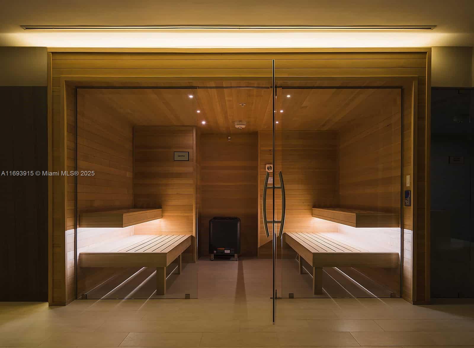 488 NE 18th St # 4015