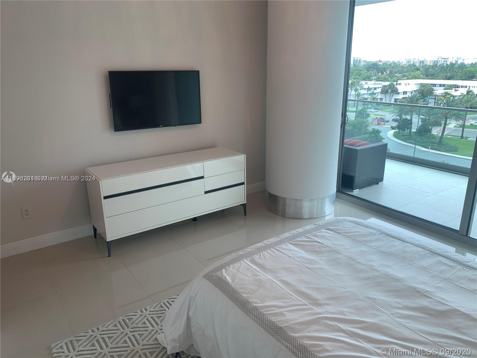 10203 Collins Ave # 604