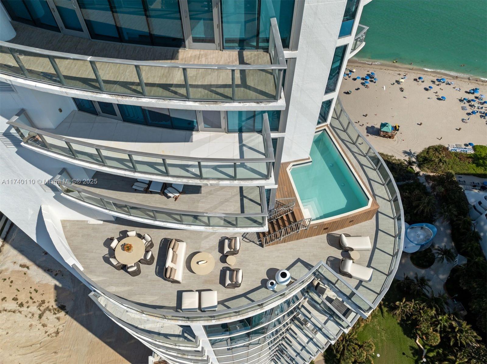 17475 Collins Ave Unit: Sky Villa