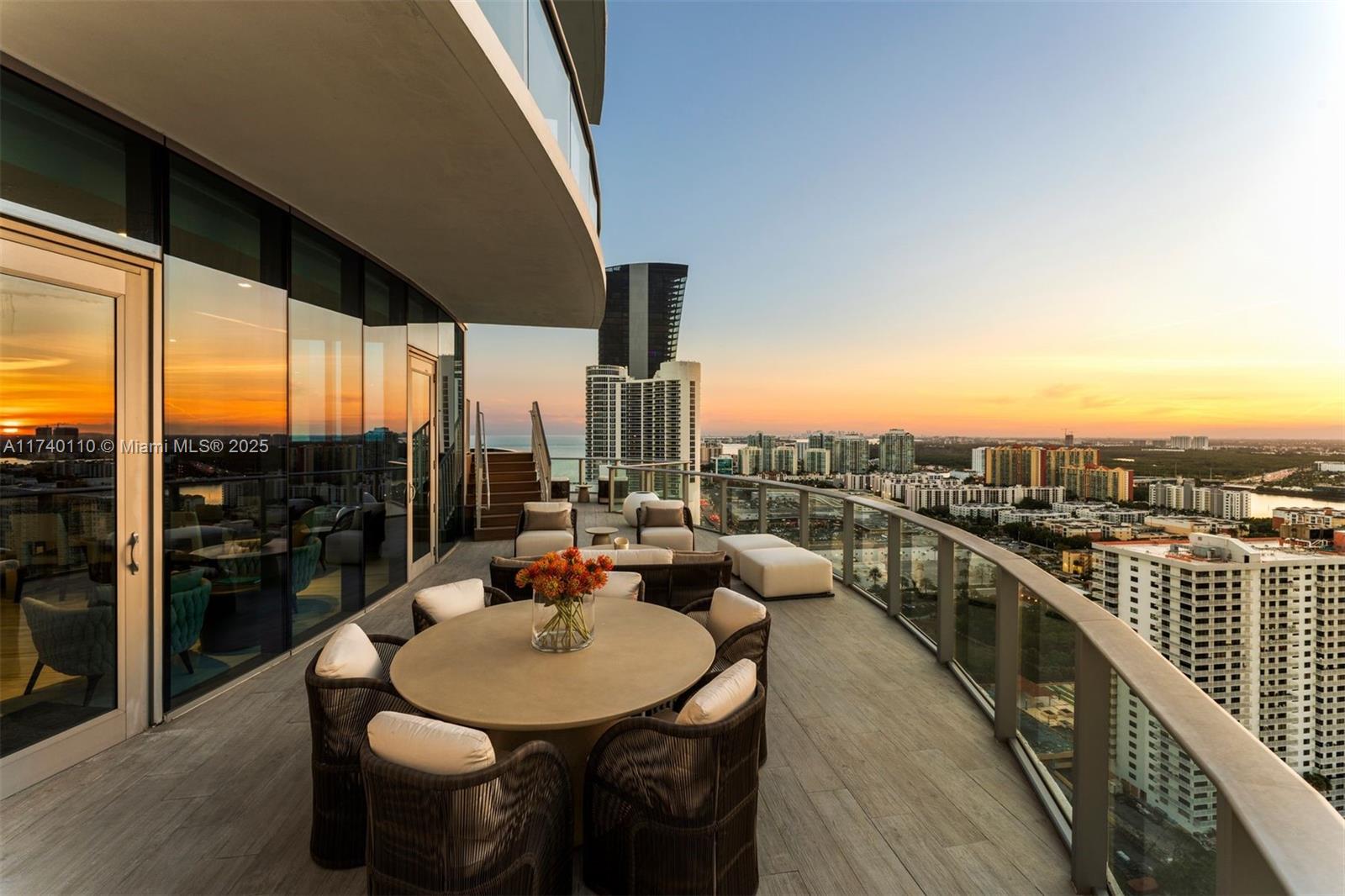 17475 Collins Ave Unit: Sky Villa