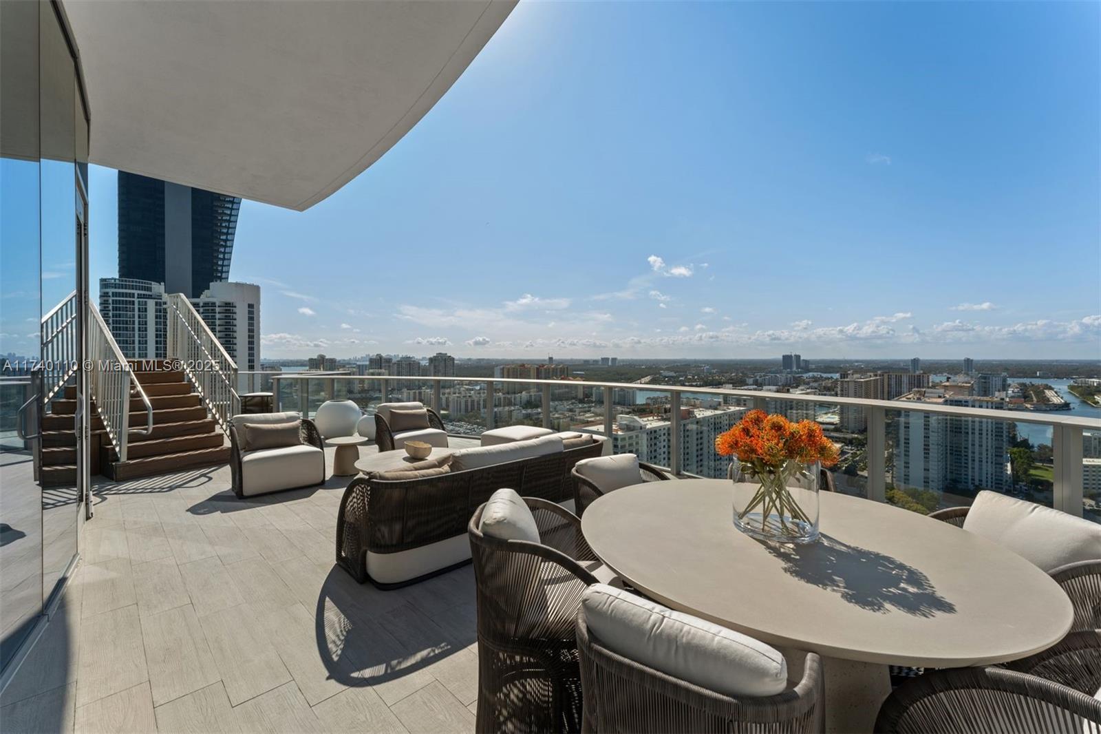 17475 Collins Ave Unit: Sky Villa