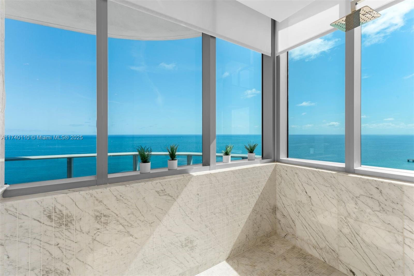 17475 Collins Ave Unit: Sky Villa