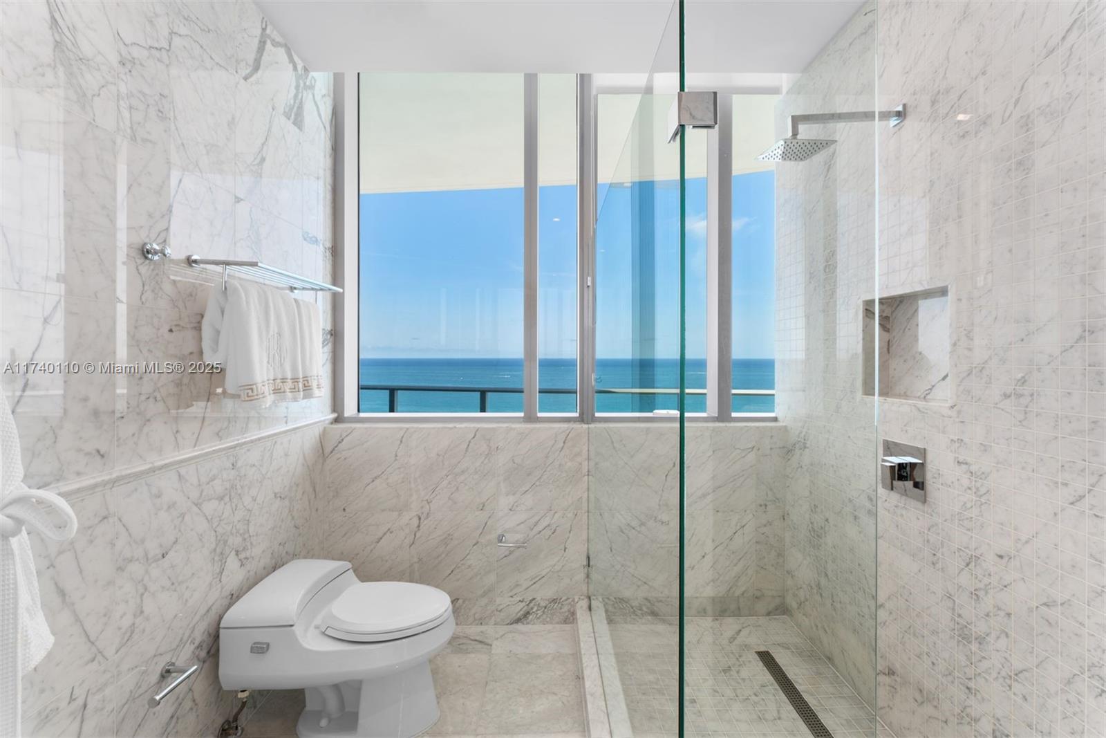 17475 Collins Ave Unit: Sky Villa