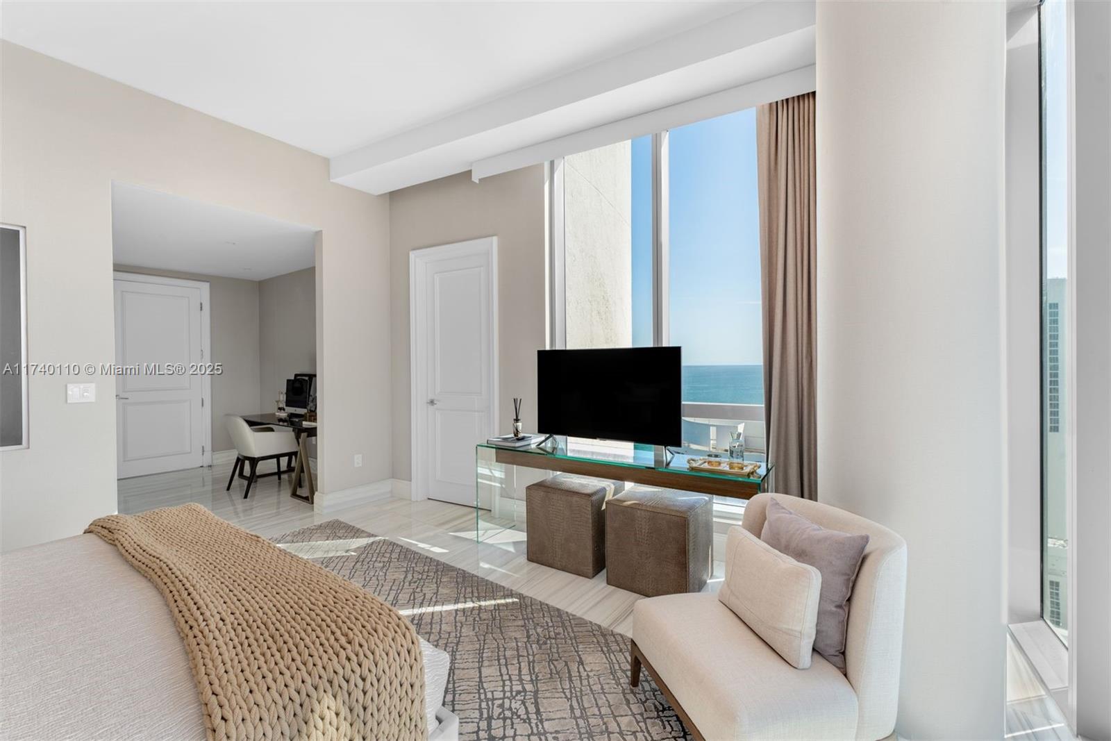 17475 Collins Ave Unit: Sky Villa