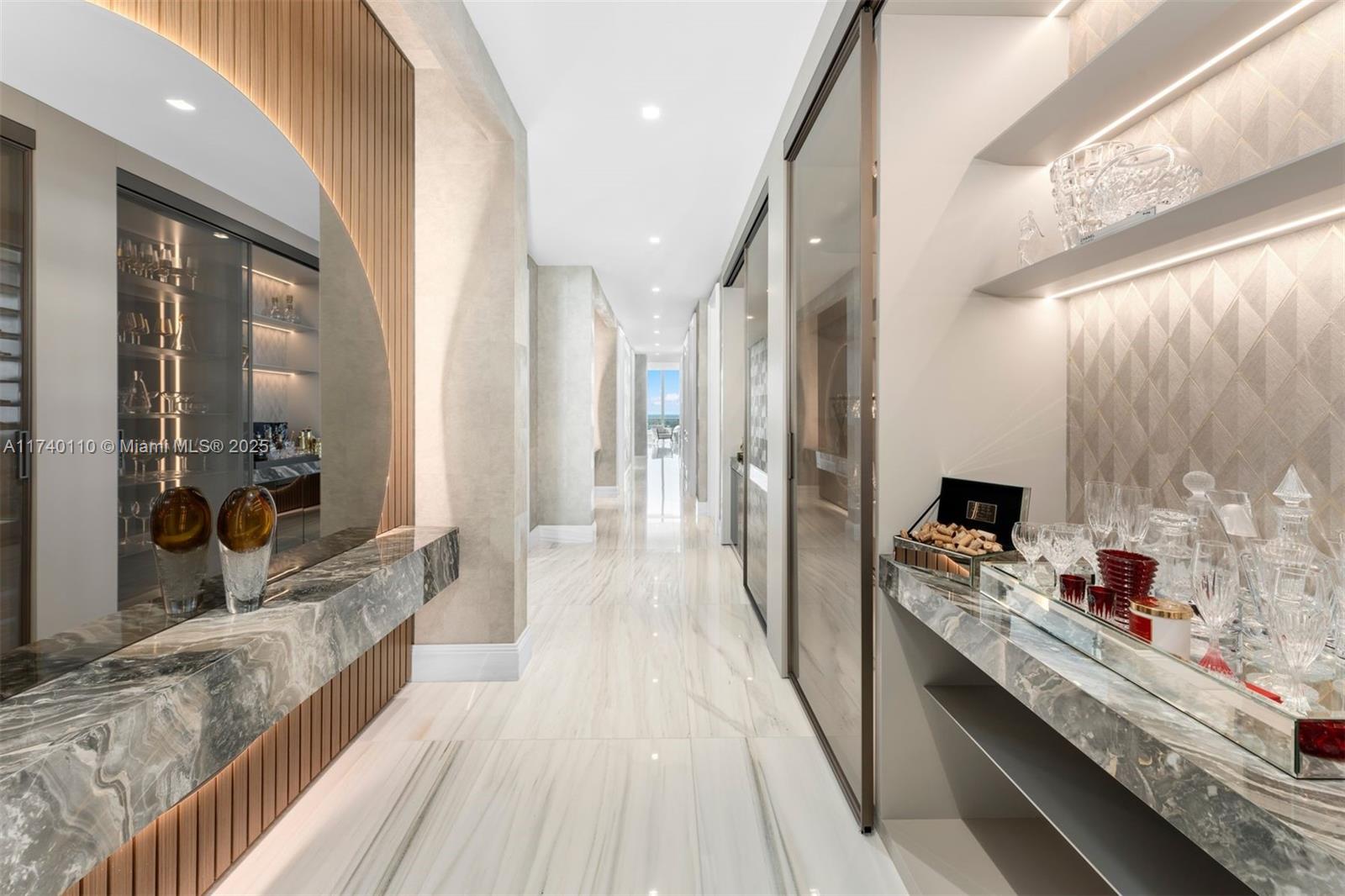 17475 Collins Ave Unit: Sky Villa