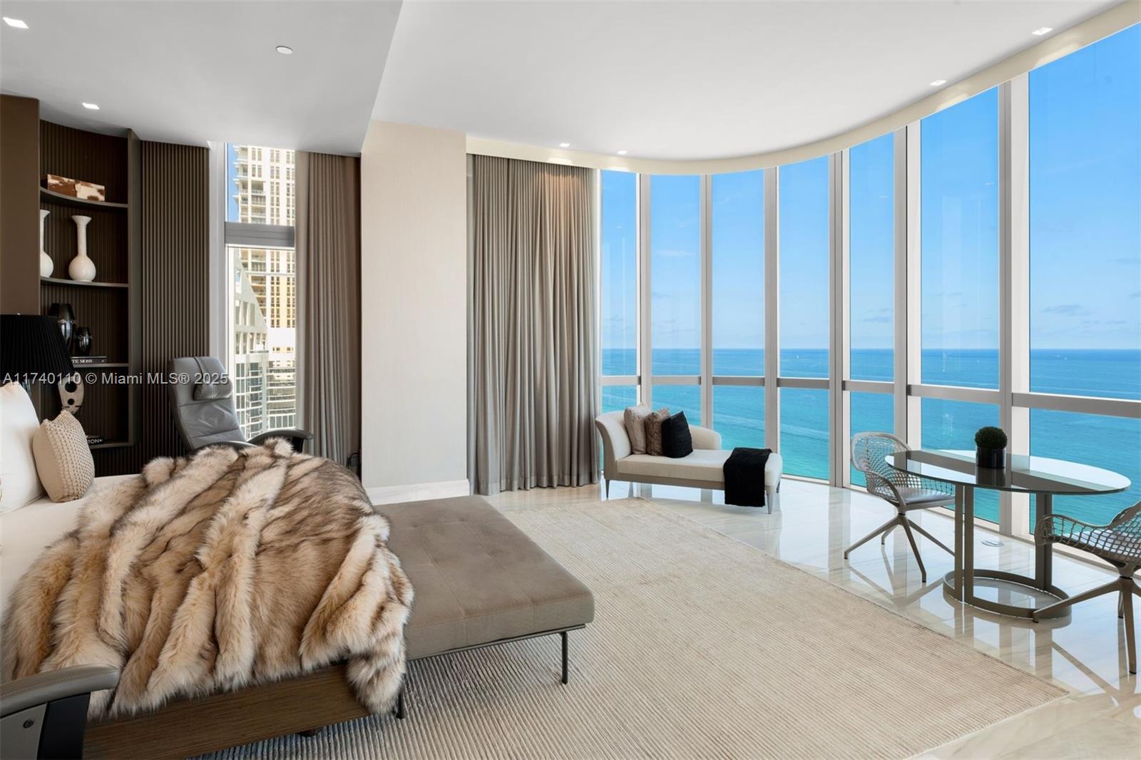 17475 Collins Ave Unit: Sky Villa