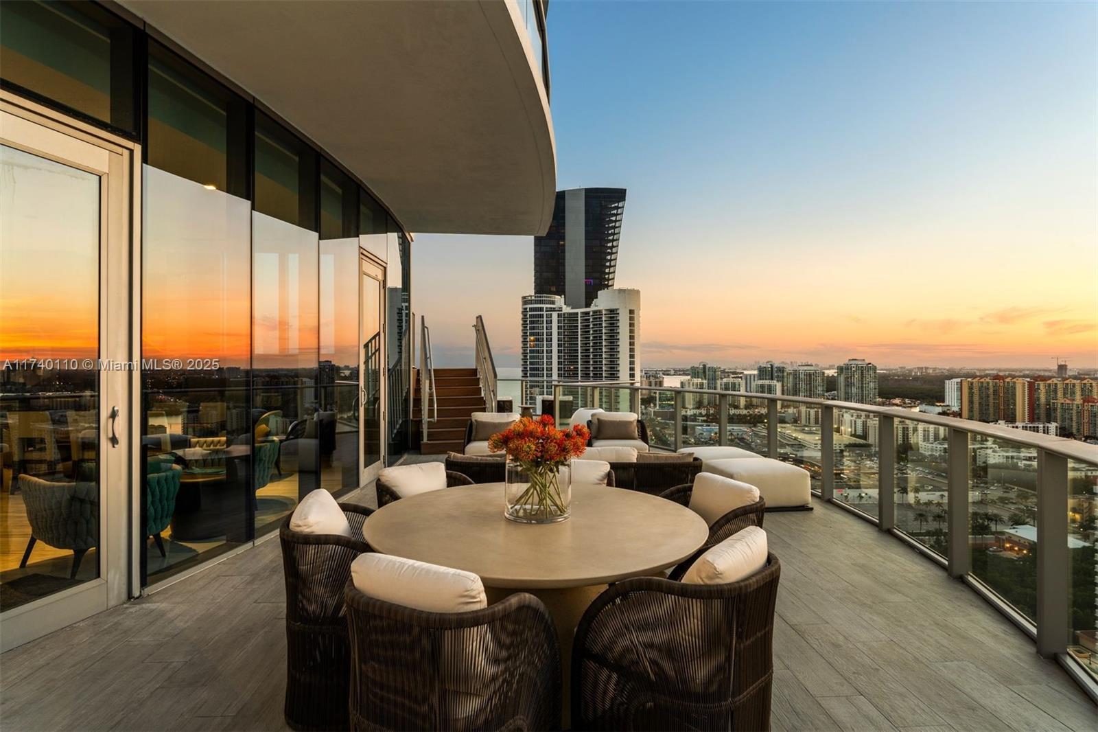 17475 Collins Ave Unit: Sky Villa