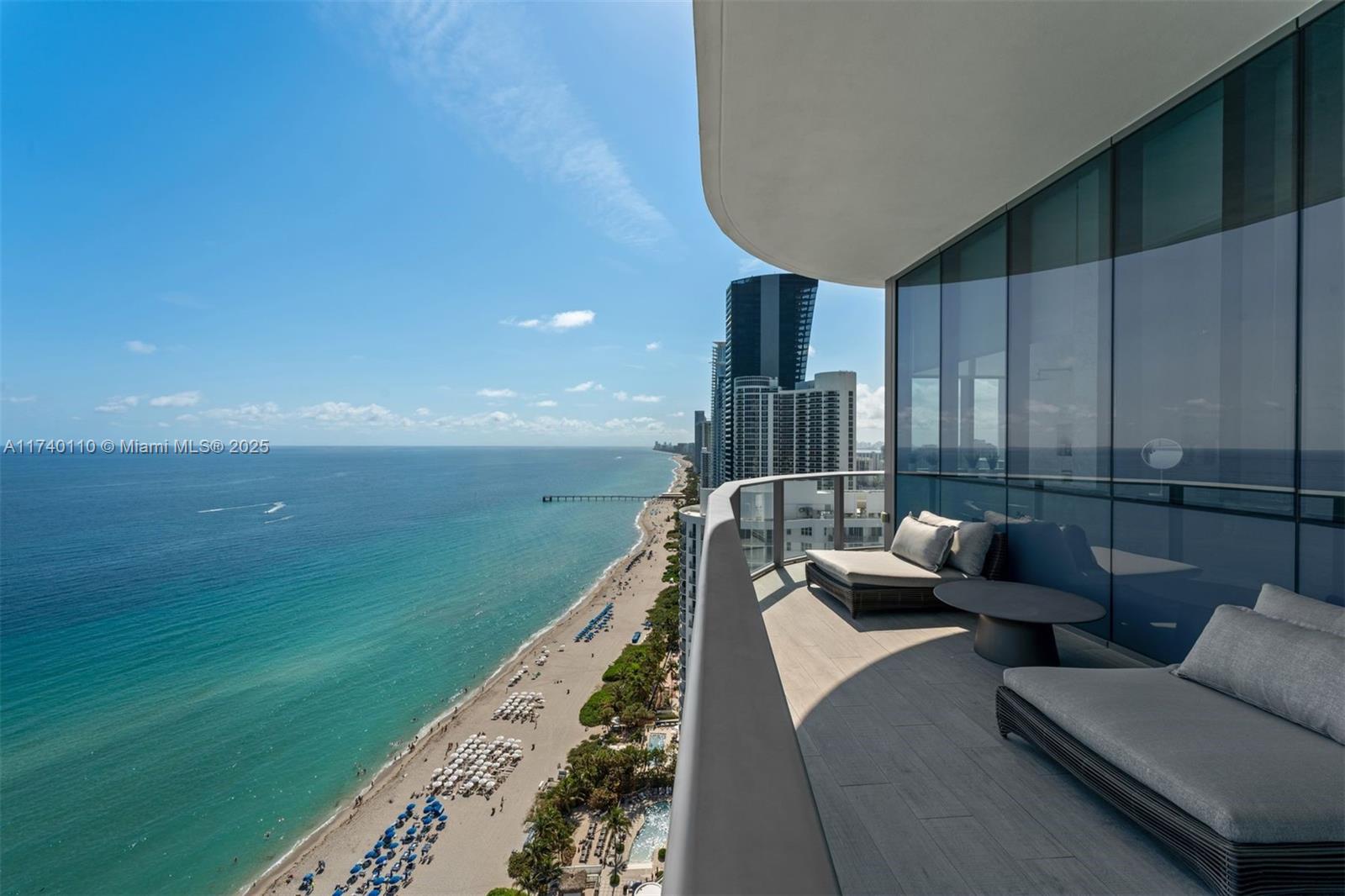 17475 Collins Ave Unit: Sky Villa