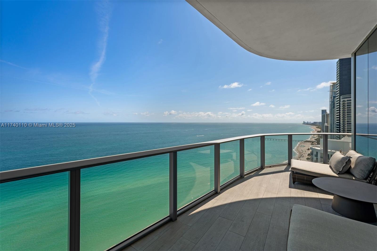 17475 Collins Ave Unit: Sky Villa