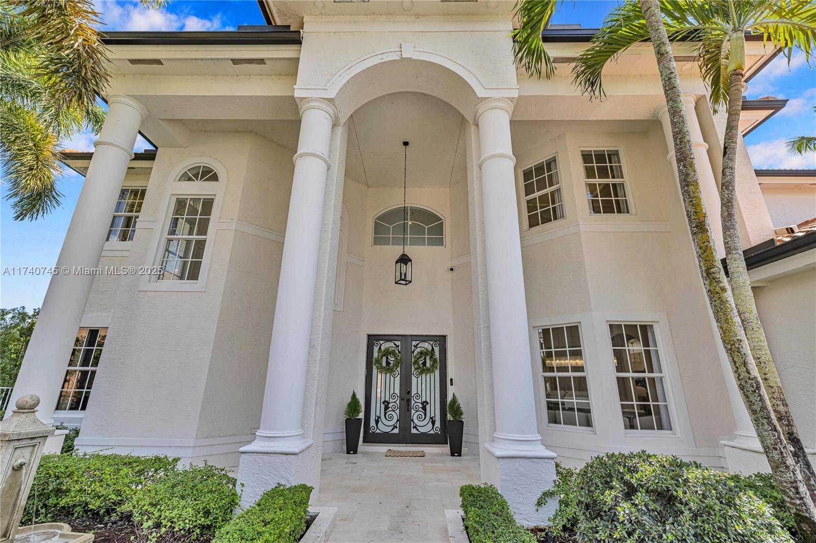 4183 SW 189th Ave