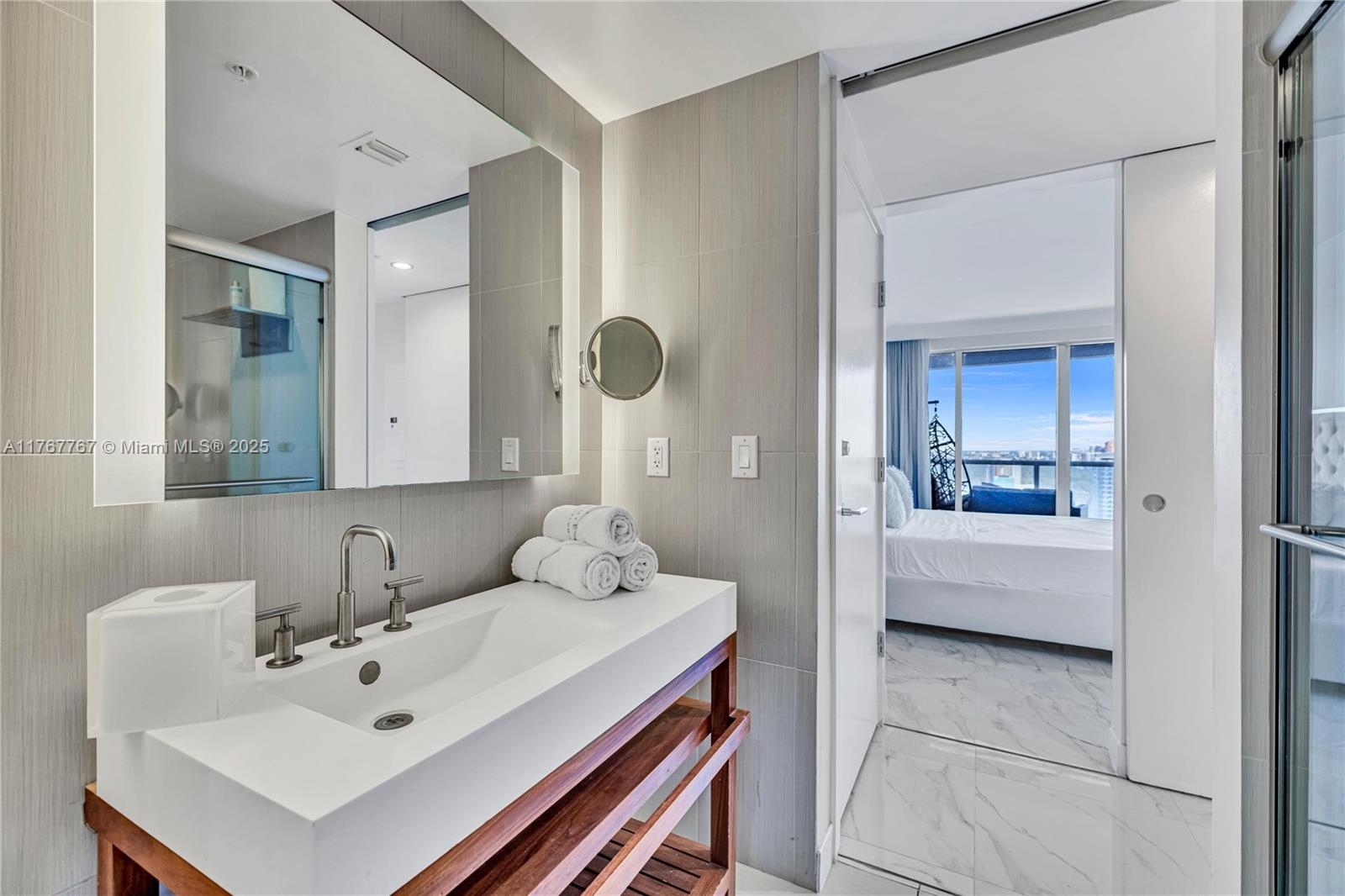 3101 Bayshore Dr # 2404