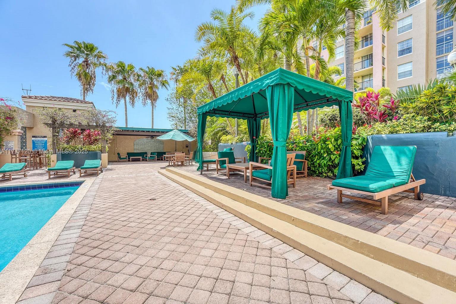 520 SE 5th Ave # 2305