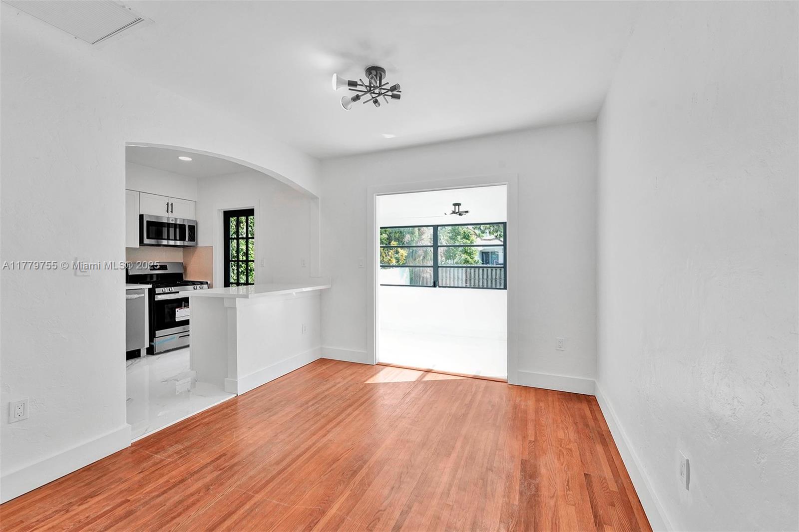 9173 Byron Ave
