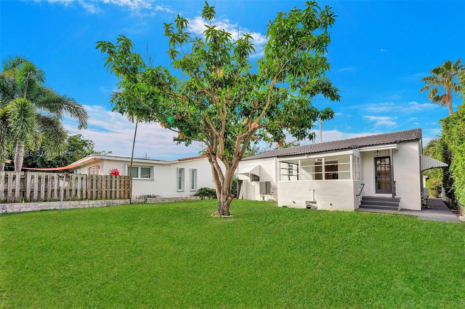 9173 Byron Ave