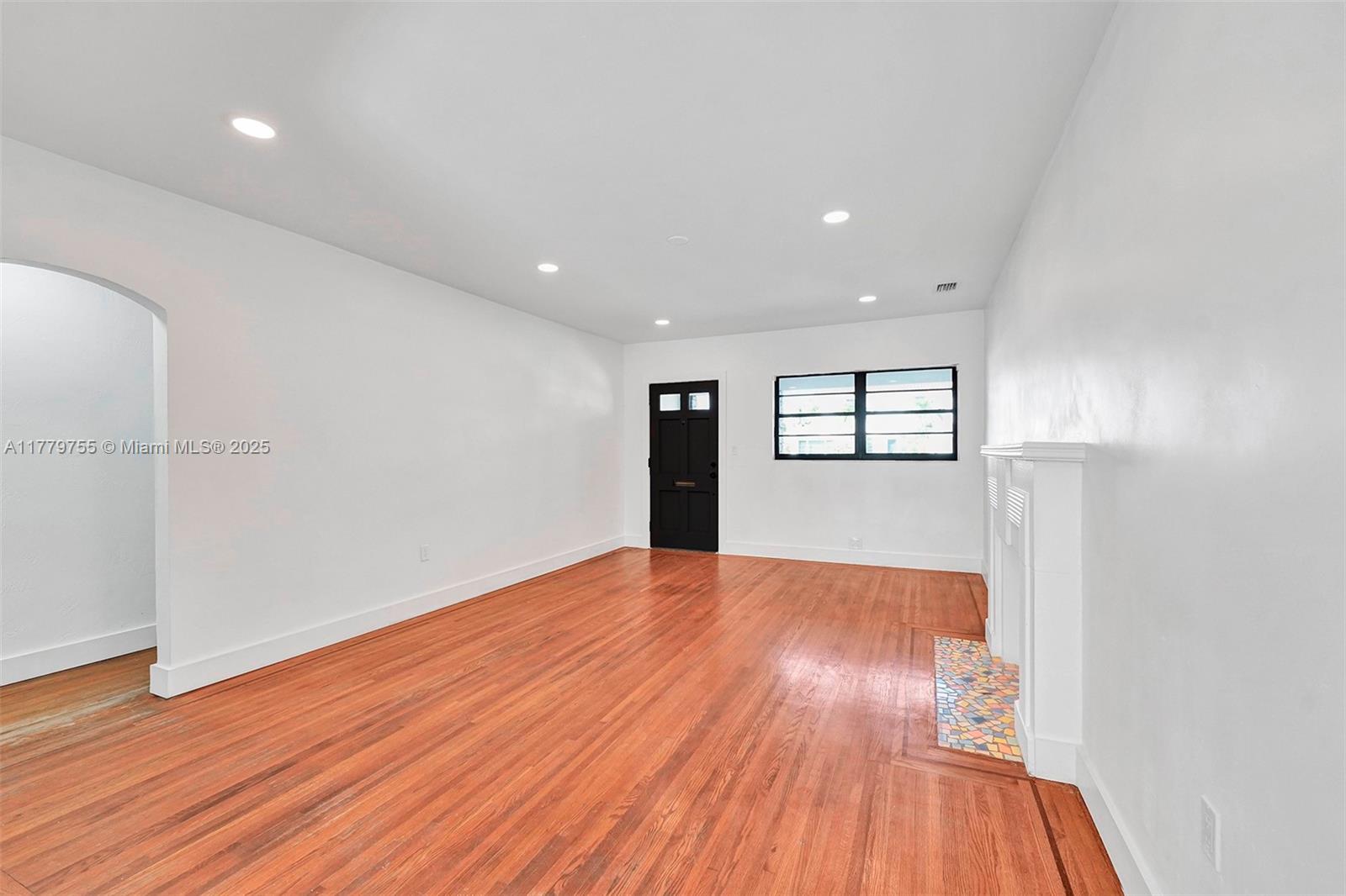 9173 Byron Ave