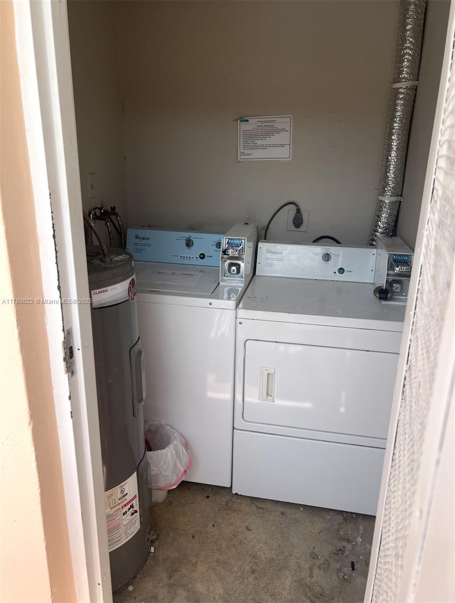 1235 Mariposa Ave # 1