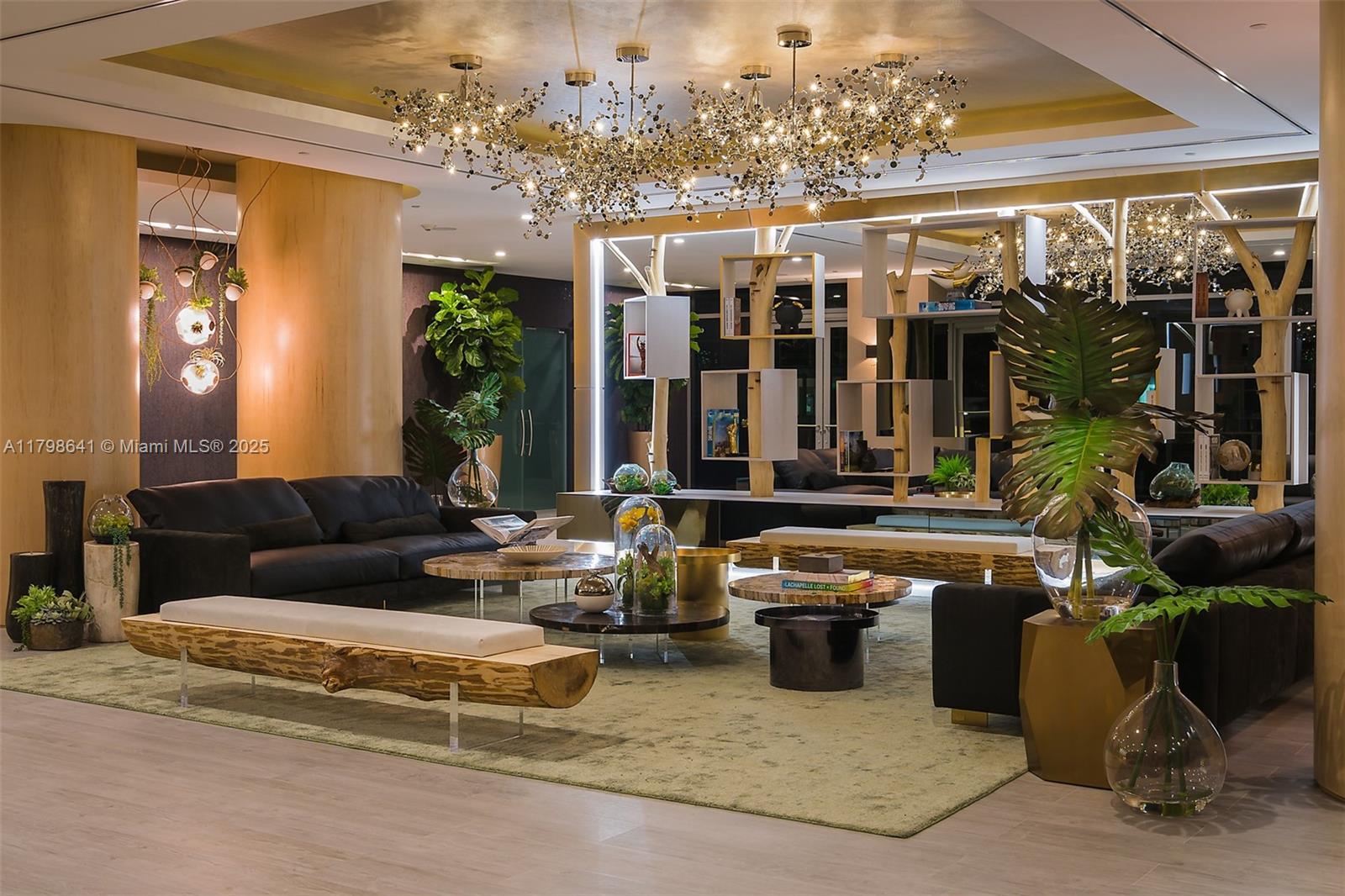 488 NE 18th St # 4909