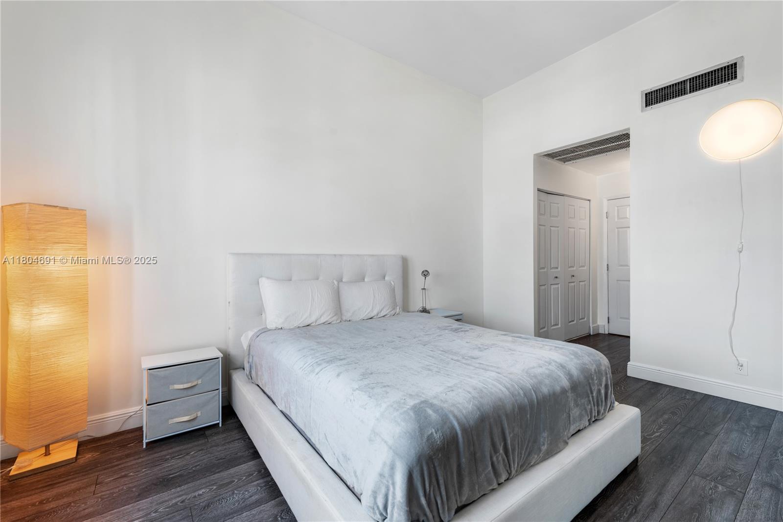 6770 Indian Creek Dr Unit: TSA1