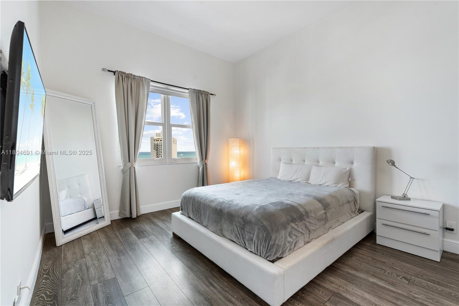 6770 Indian Creek Dr Unit: TSA1