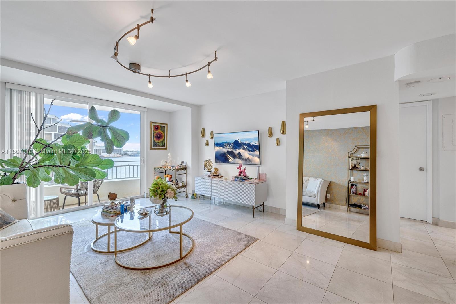 770 Claughton Island Dr # 1409