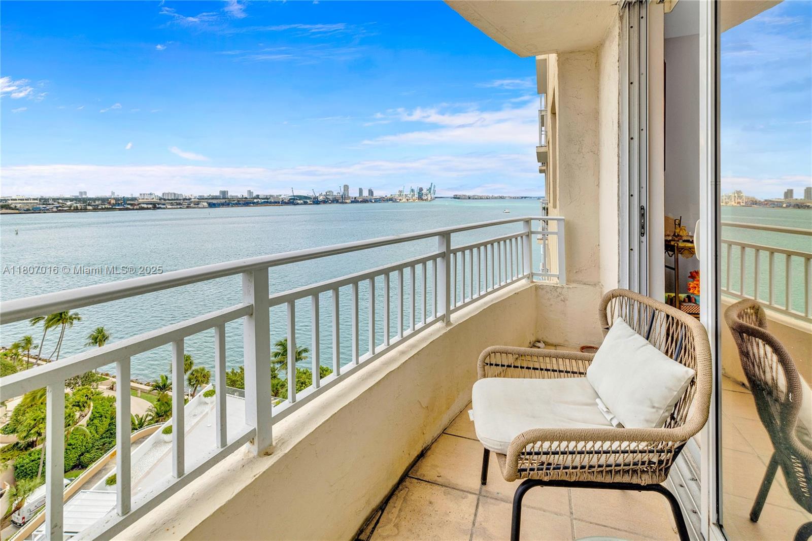 770 Claughton Island Dr # 1409