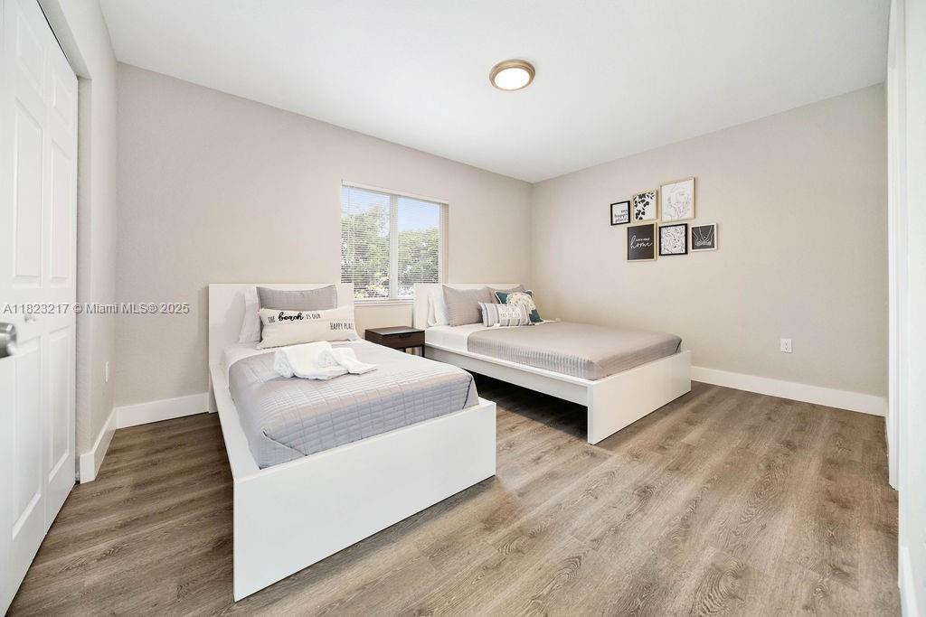 1770 NW 55th St