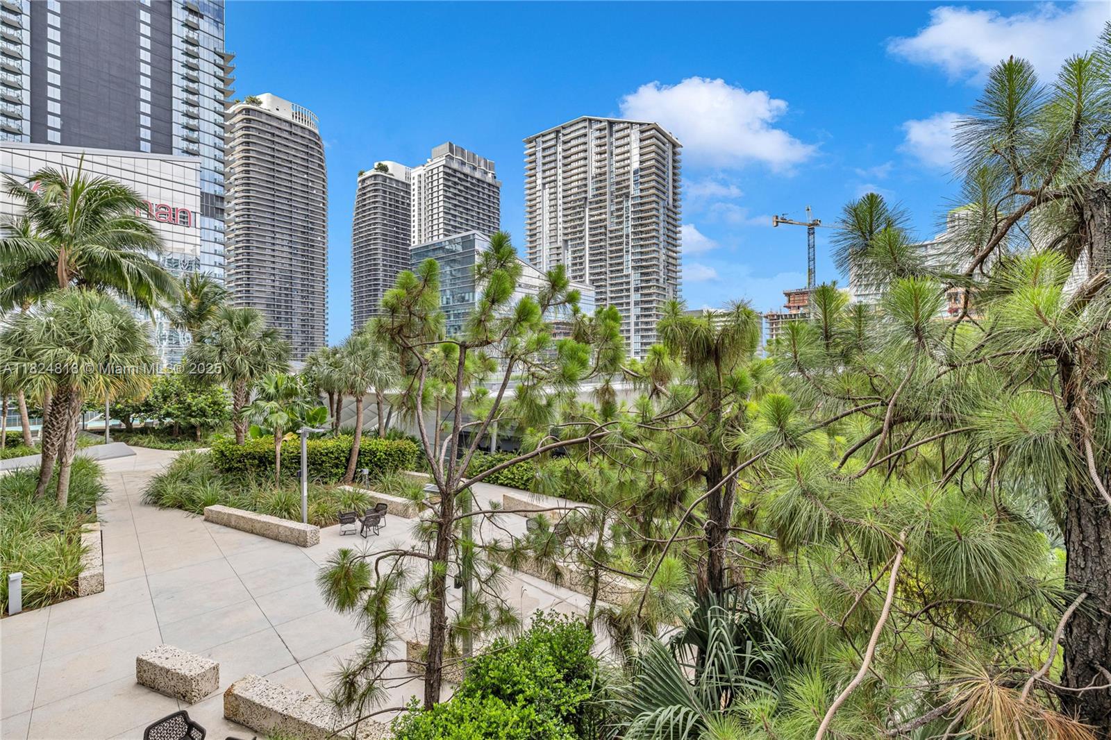 68 SE 6th St # 712