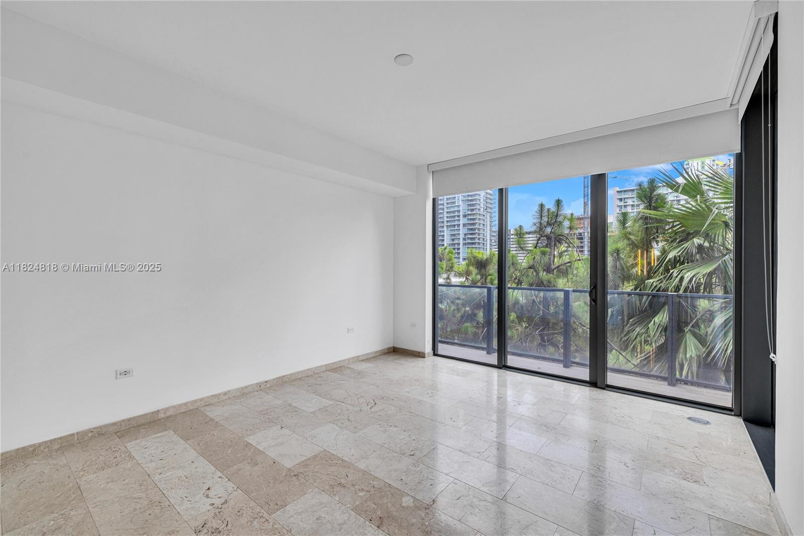 68 SE 6th St # 712