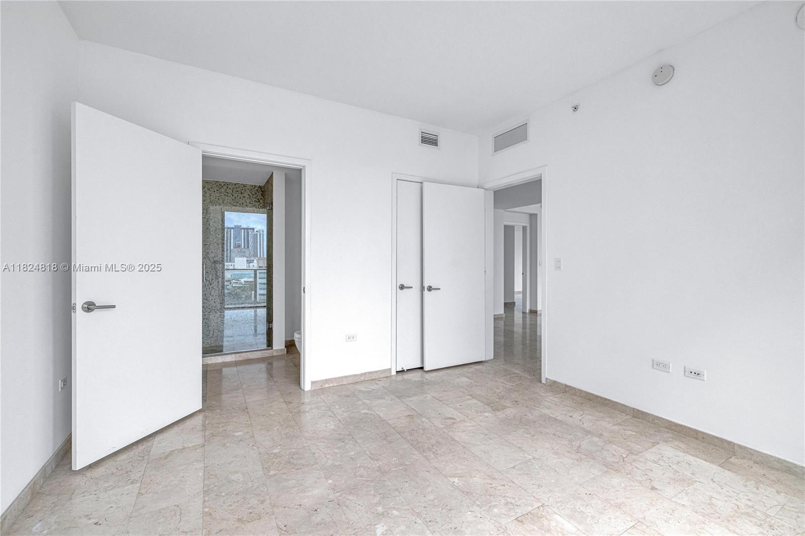 68 SE 6th St # 712