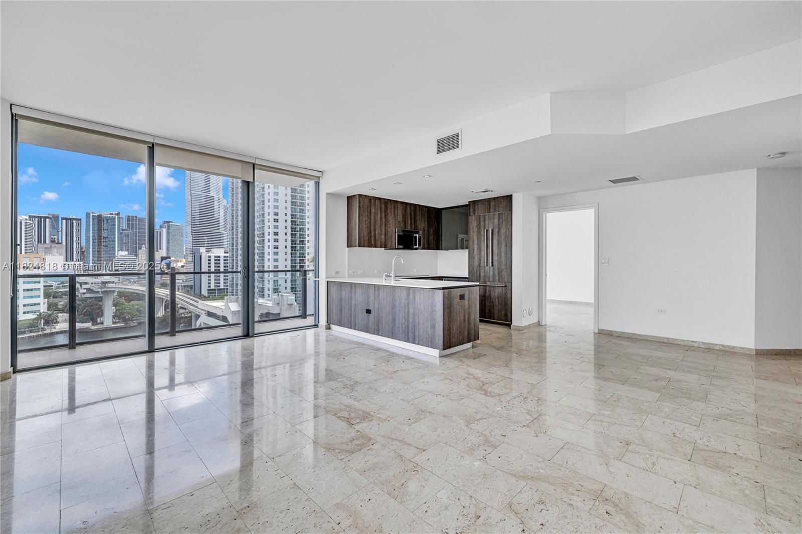 68 SE 6th St # 712