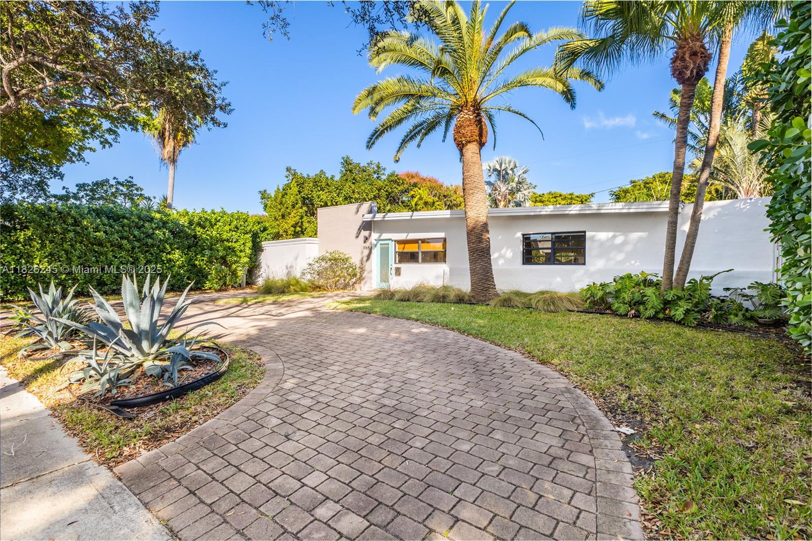 1965 Alamanda Dr # 1965