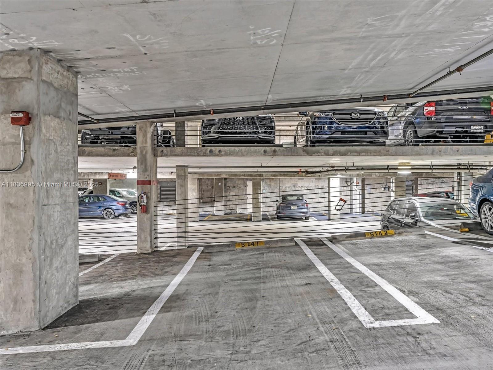 253 NE 2nd St # 2208