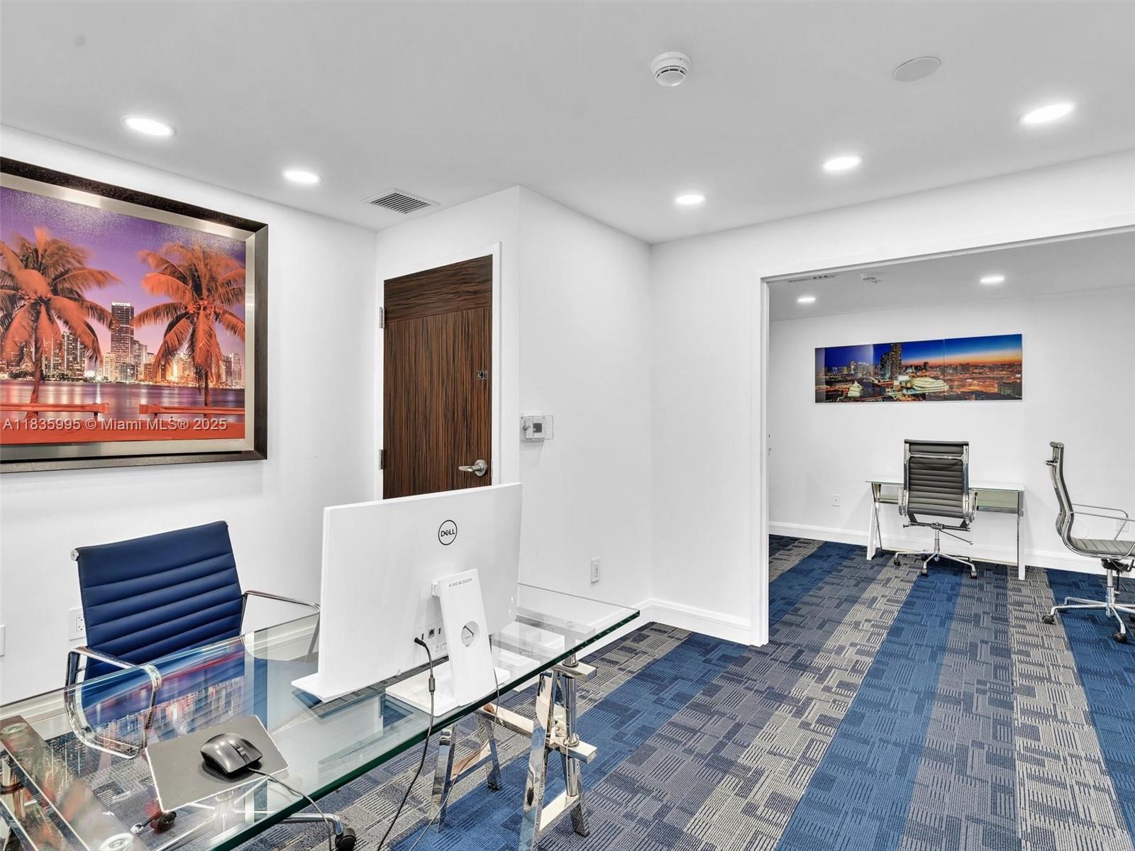 253 NE 2nd St # 2208