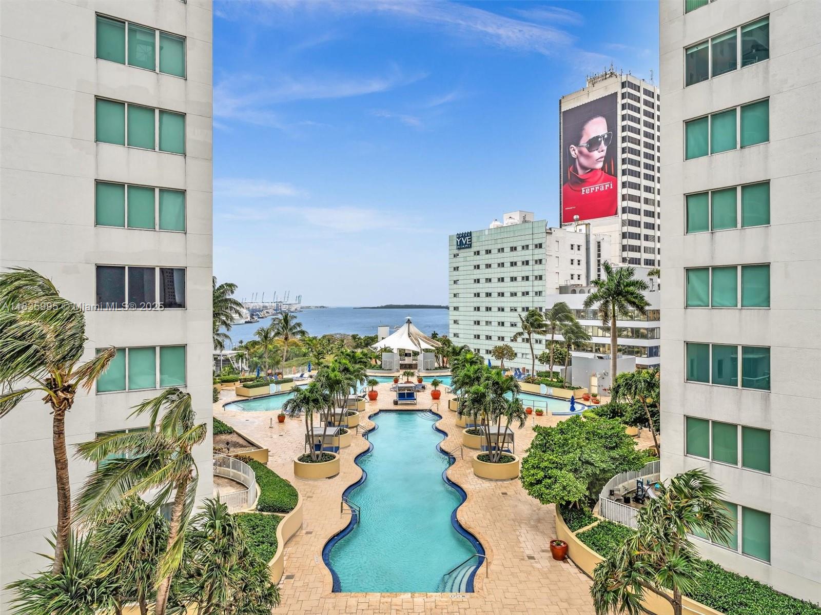 253 NE 2nd St # 2208