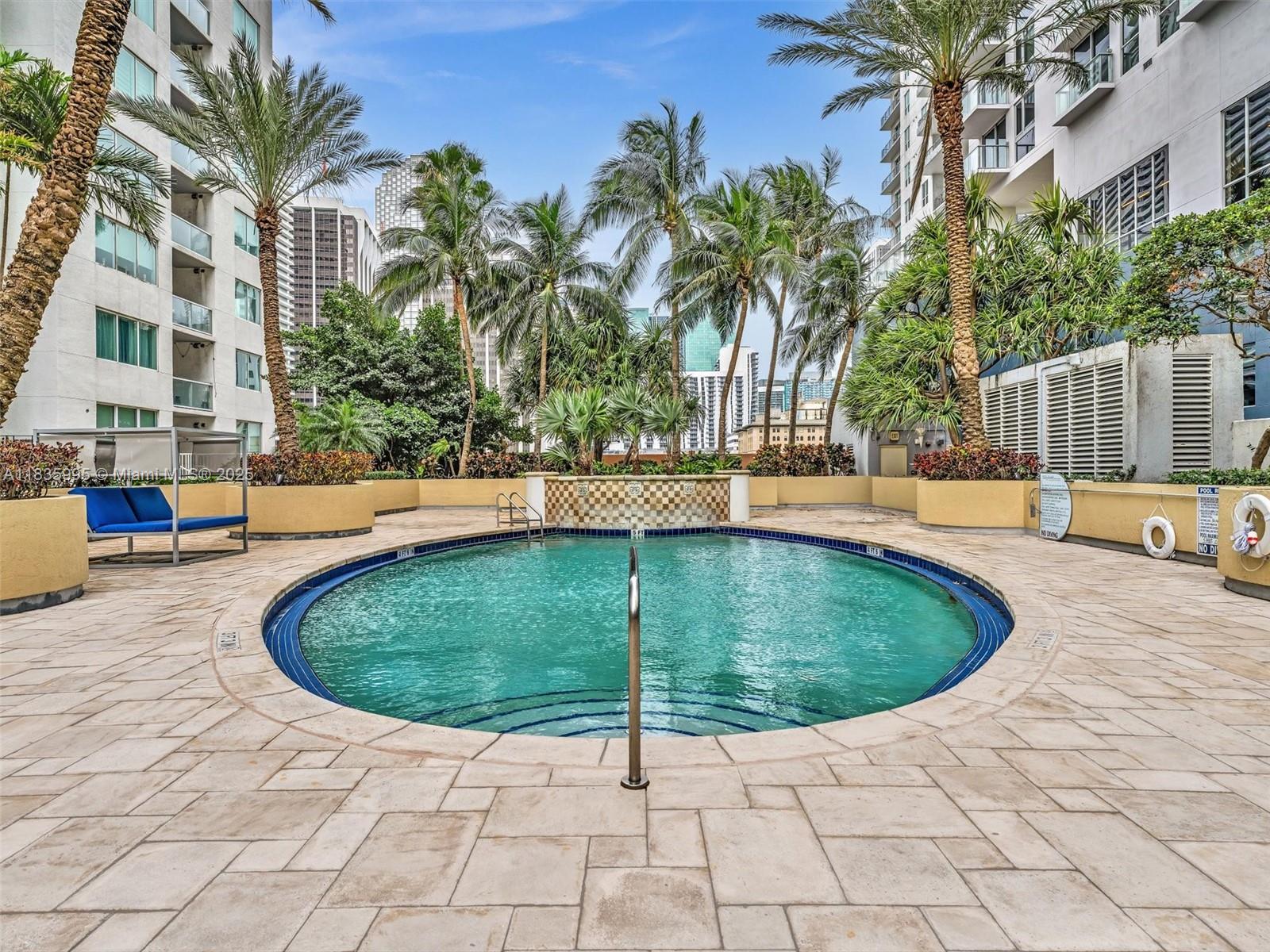 253 NE 2nd St # 2208