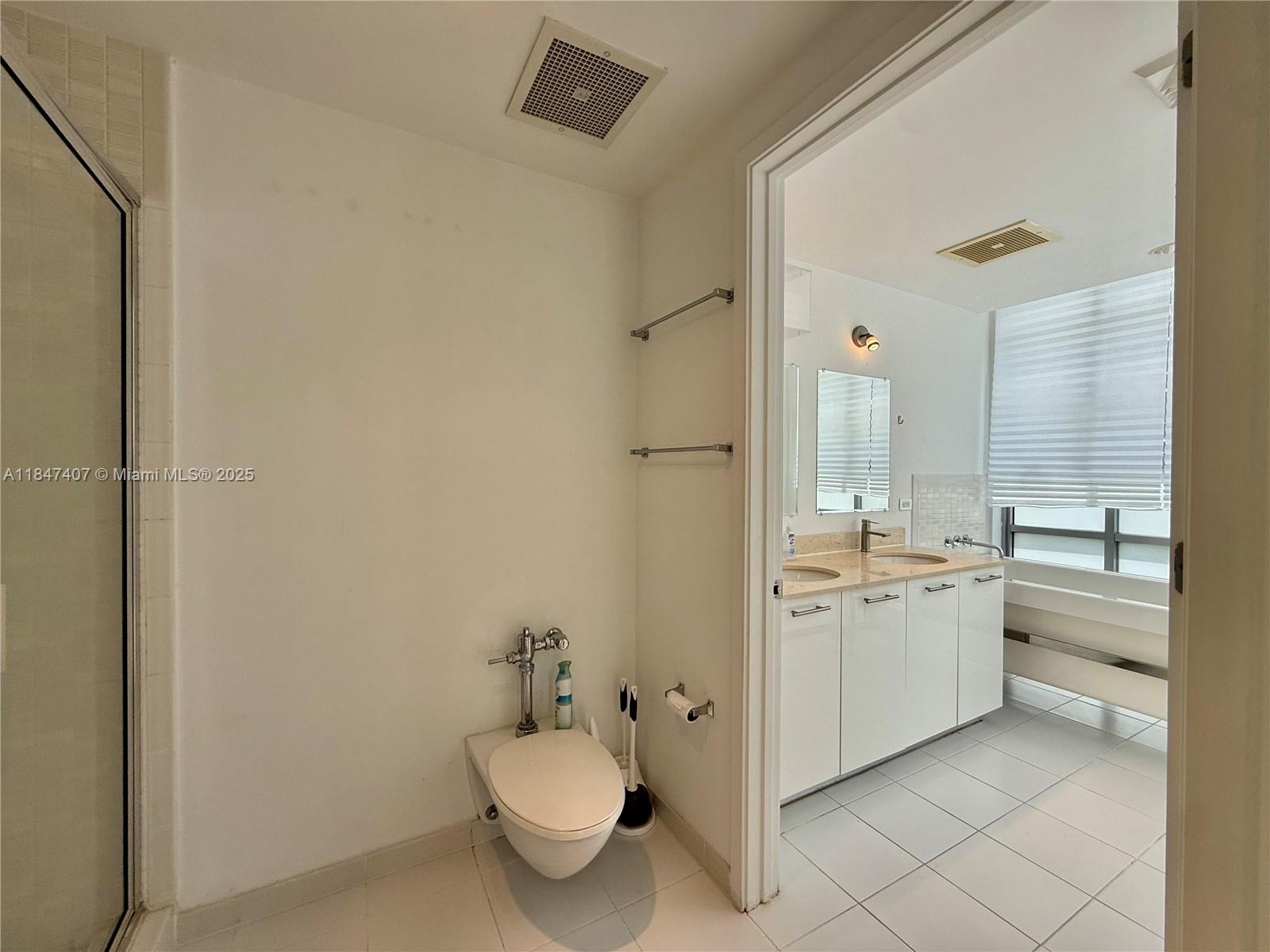 3451 NE 1st Ave Unit: PM07