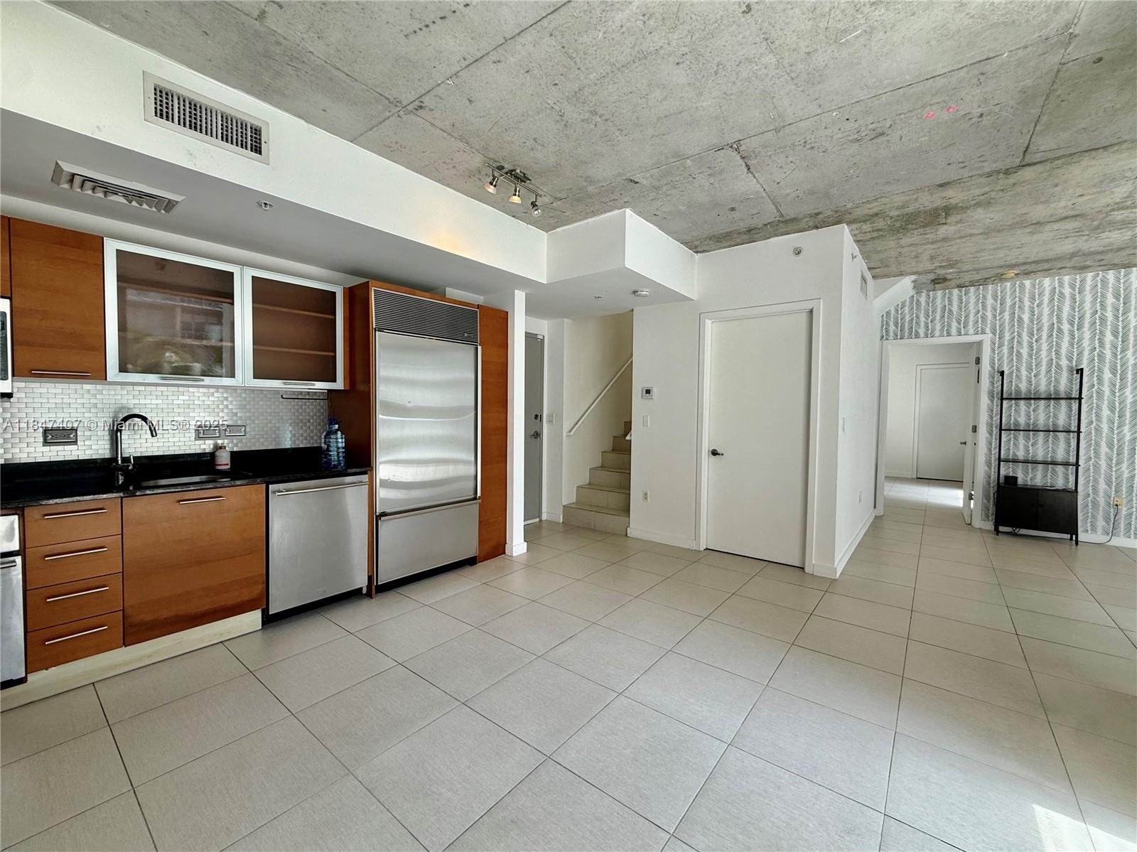 3451 NE 1st Ave Unit: PM07