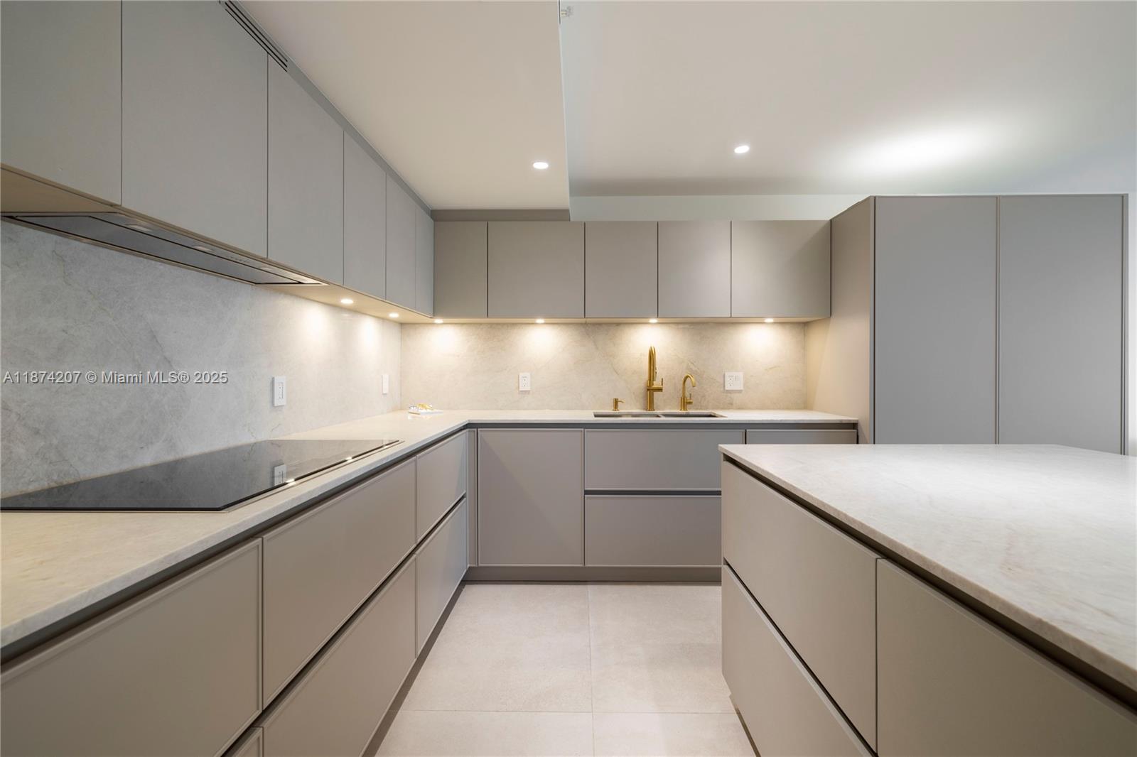 10205 Collins Ave # 603