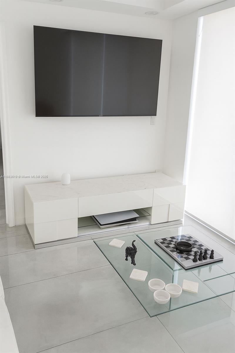 1780 NE 191st St # 2 Unit: 112-2