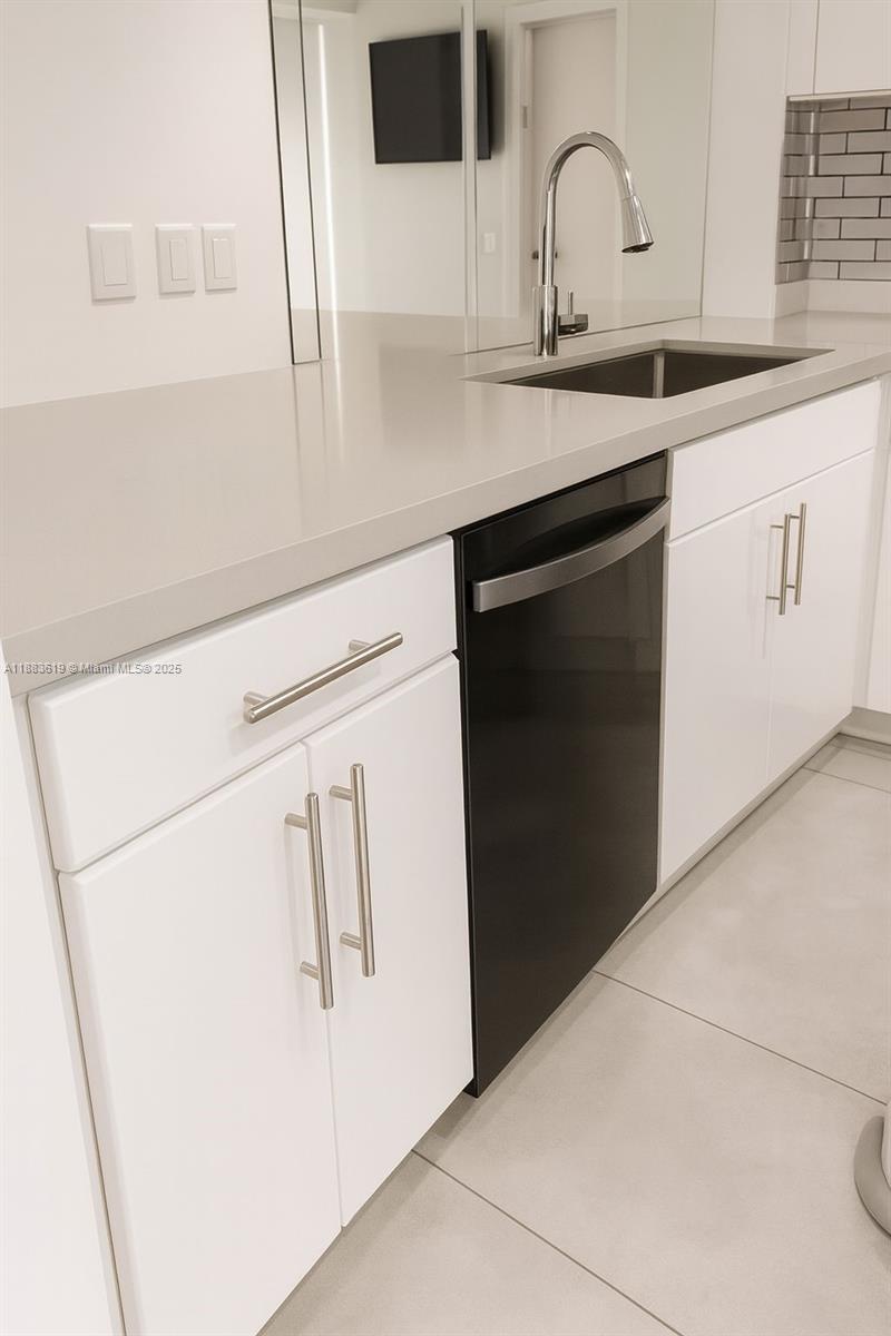 1780 NE 191st St # 2 Unit: 112-2