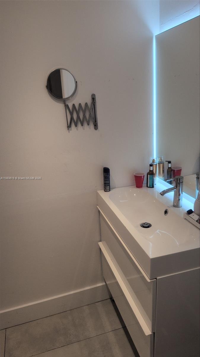 1780 NE 191st St # 2 Unit: 112-2