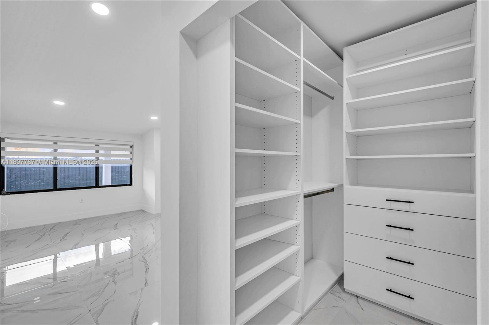 3051 SW 84th Ct, Miami