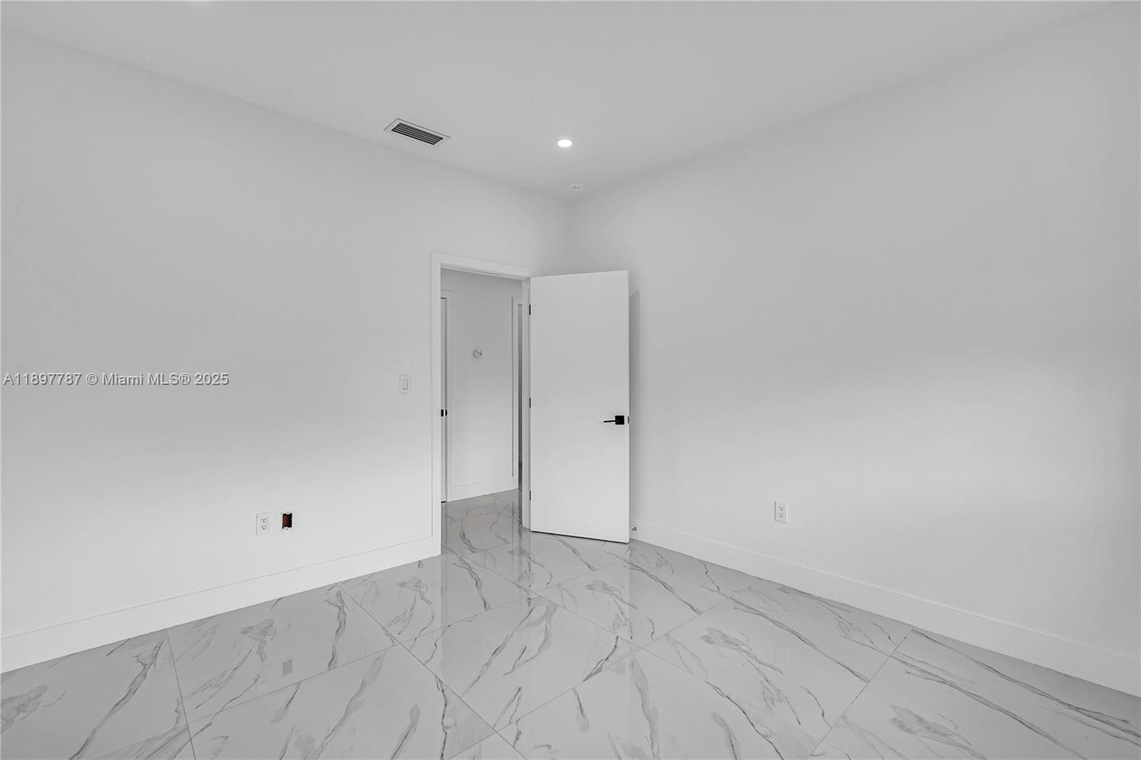 3051 SW 84th Ct, Miami